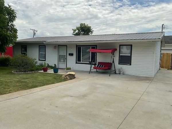 1649 Dale Ridge Road, New Carlisle, OH 45344