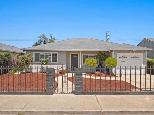1825 Dale Avenue , San Mateo, CA 94401