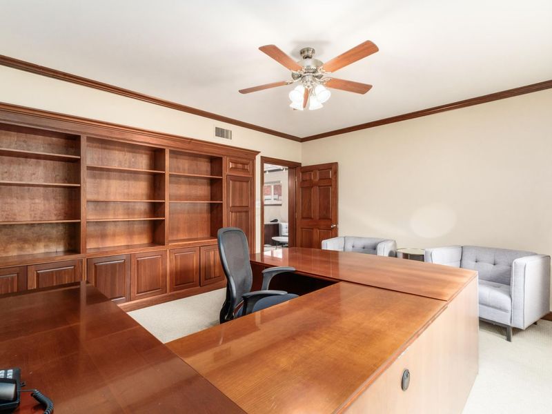 53 W 3rd Avenue, Columbus, OH 43201 Photo 12