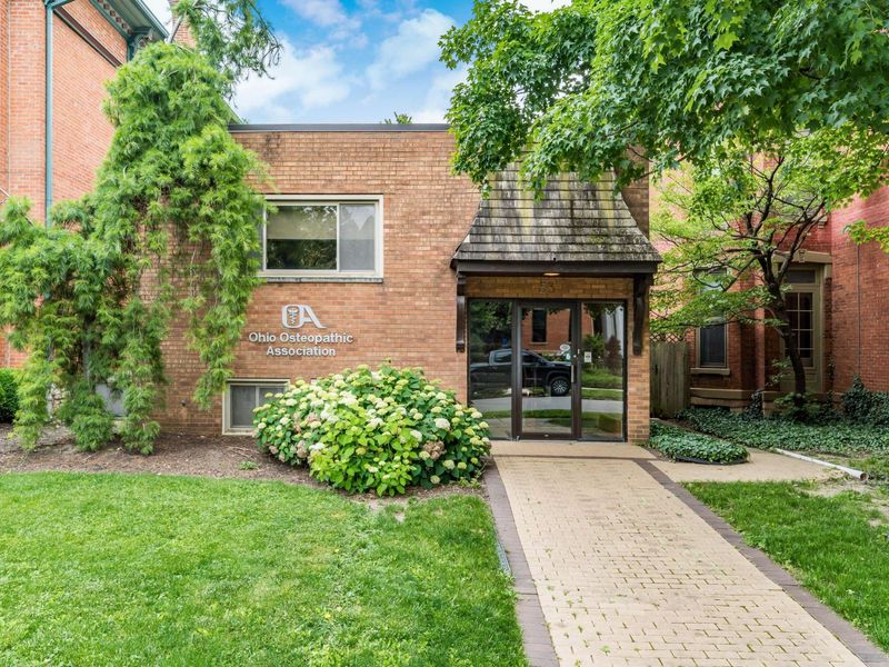 53 W 3rd Avenue, Columbus, OH 43201 Photo 2