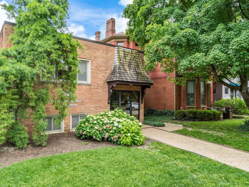 53 W 3rd Avenue, Columbus, OH 43201 Photo 3