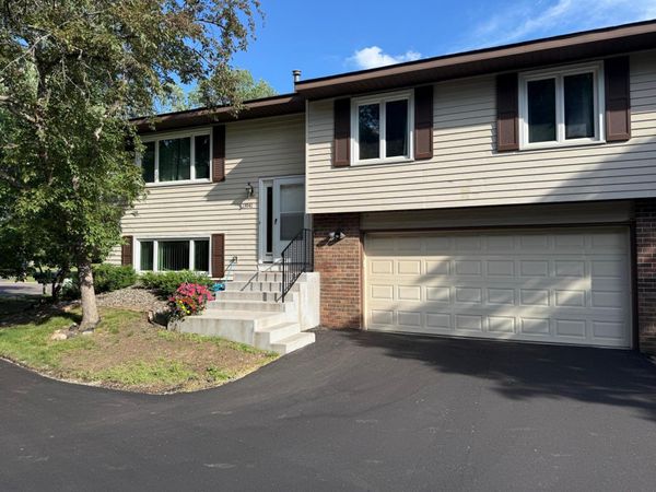 13941 Herald Court, Apple Valley, MN 55124