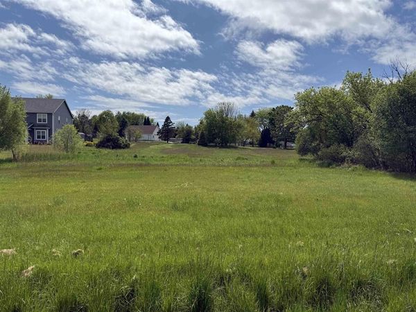 W258N6891 VICTORIA CIRCLE, Sussex, WI 53089