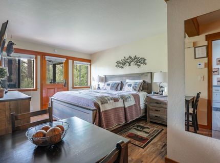 725 Granlibakken Road, Tahoe City, CA 96145 Photo