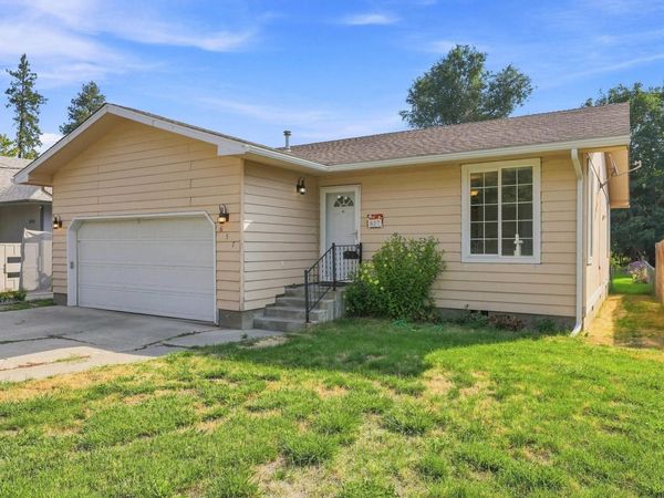 657 S Freya St, Spokane, WA 99202