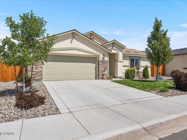 1140 Banner Peak Drive, Carson City, NV 89701