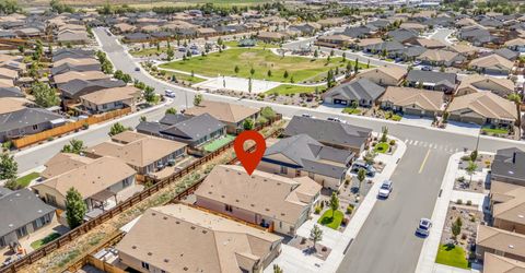 1140 Banner Peak Drive, Carson City, NV 89701 Photo