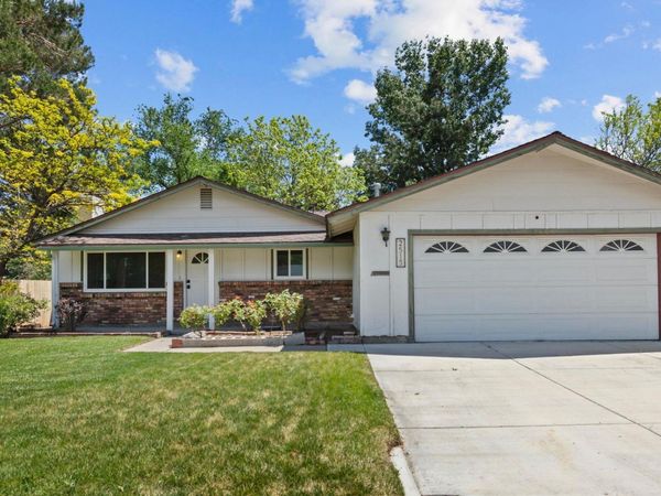 2513 Silver Sage Drive, Carson City, NV 89701