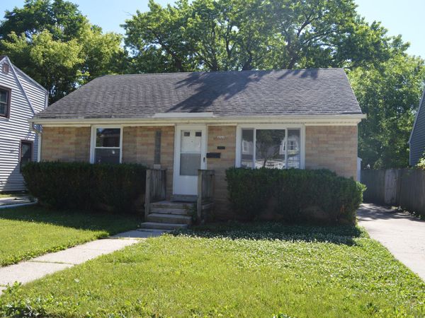 4844 N 54th St, Milwaukee, WI 53218