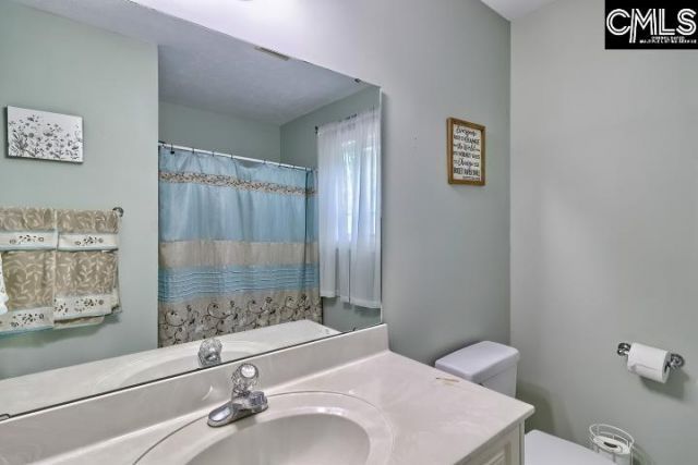 105 Leventis Lane  Photo 38