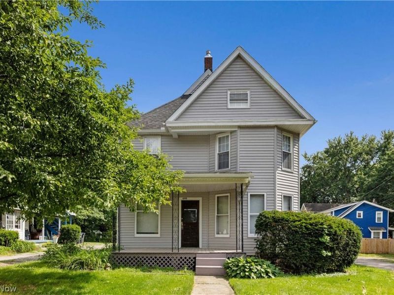 690 Upson Street, Akron, OH 44305 Photo 3