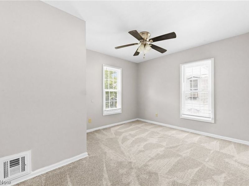 690 Upson Street, Akron, OH 44305 Photo 31