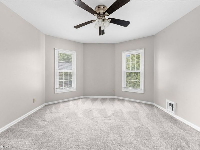 690 Upson Street, Akron, OH 44305 Photo 33