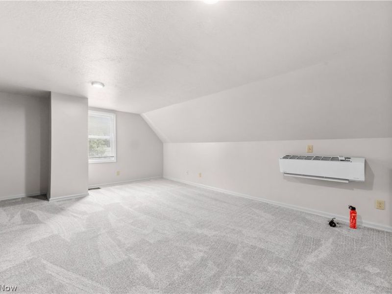 690 Upson Street, Akron, OH 44305 Photo 38