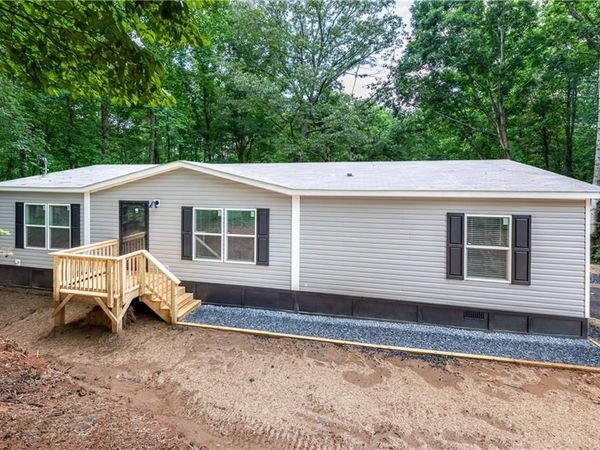 522 Refuge Valley Road , Jasper, GA 30143