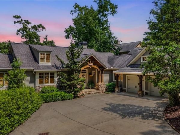 401 Ridgewater Lane, Waleska, GA 30183