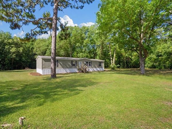 11303 Old Moffat Road , Wilmer, AL 36587