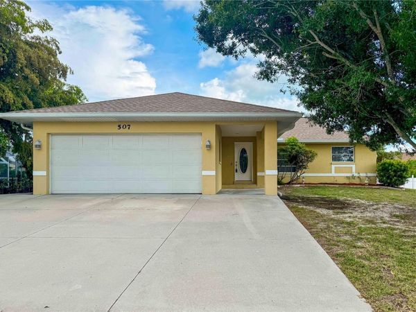 507 PALM AVENUE , NOKOMIS, FL 34275
