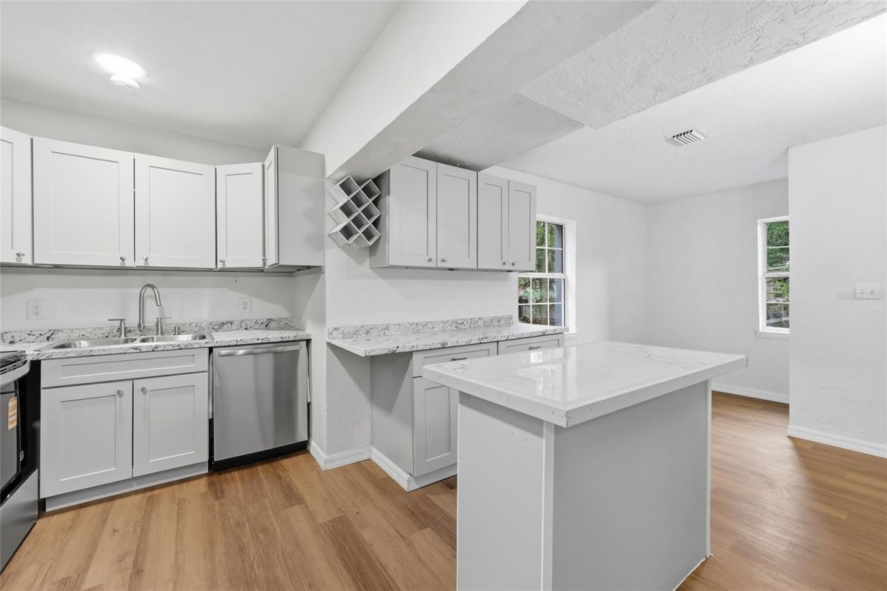 821 NE 22nd Terrace , Gainesville, FL 32641 Photo