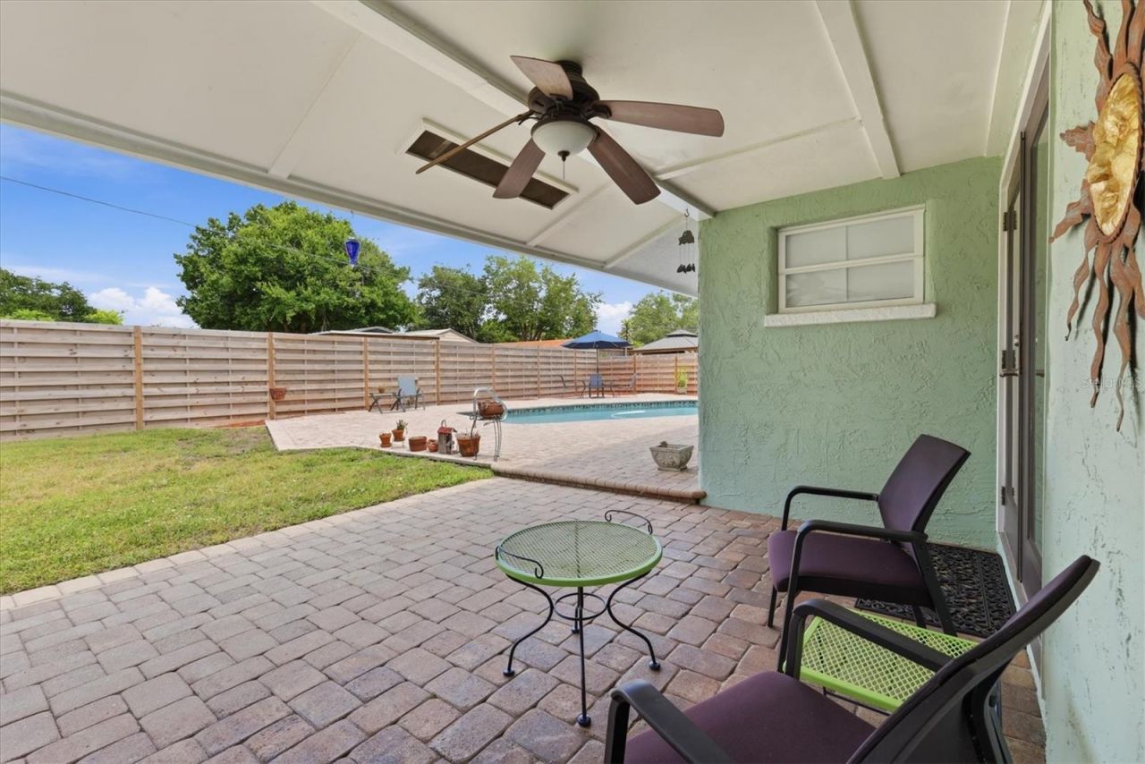 3612 S Lockwood Ridge Road, Sarasota, FL 34239 Photo