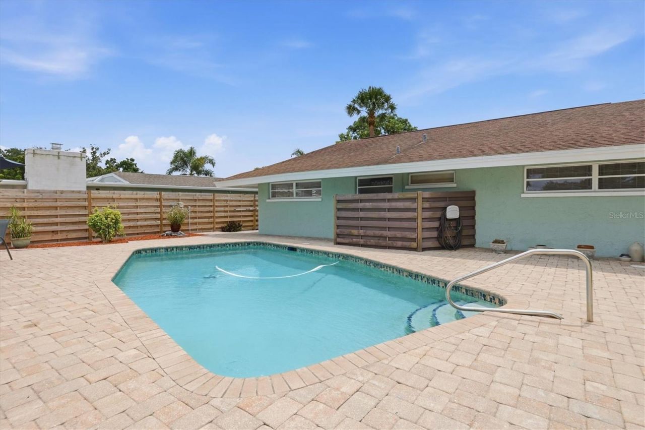 3612 S Lockwood Ridge Road, Sarasota, FL 34239 Photo