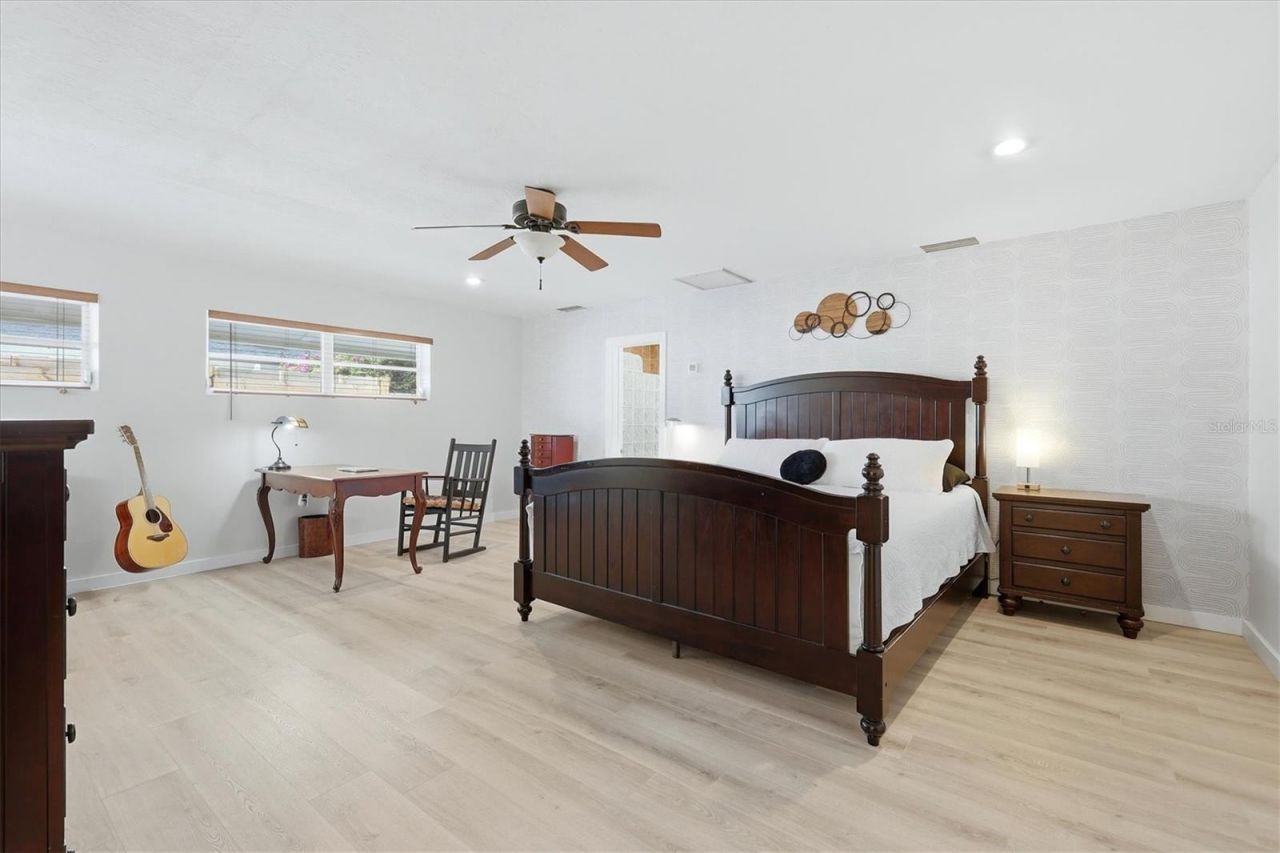 3612 S Lockwood Ridge Road, Sarasota, FL 34239 Photo
