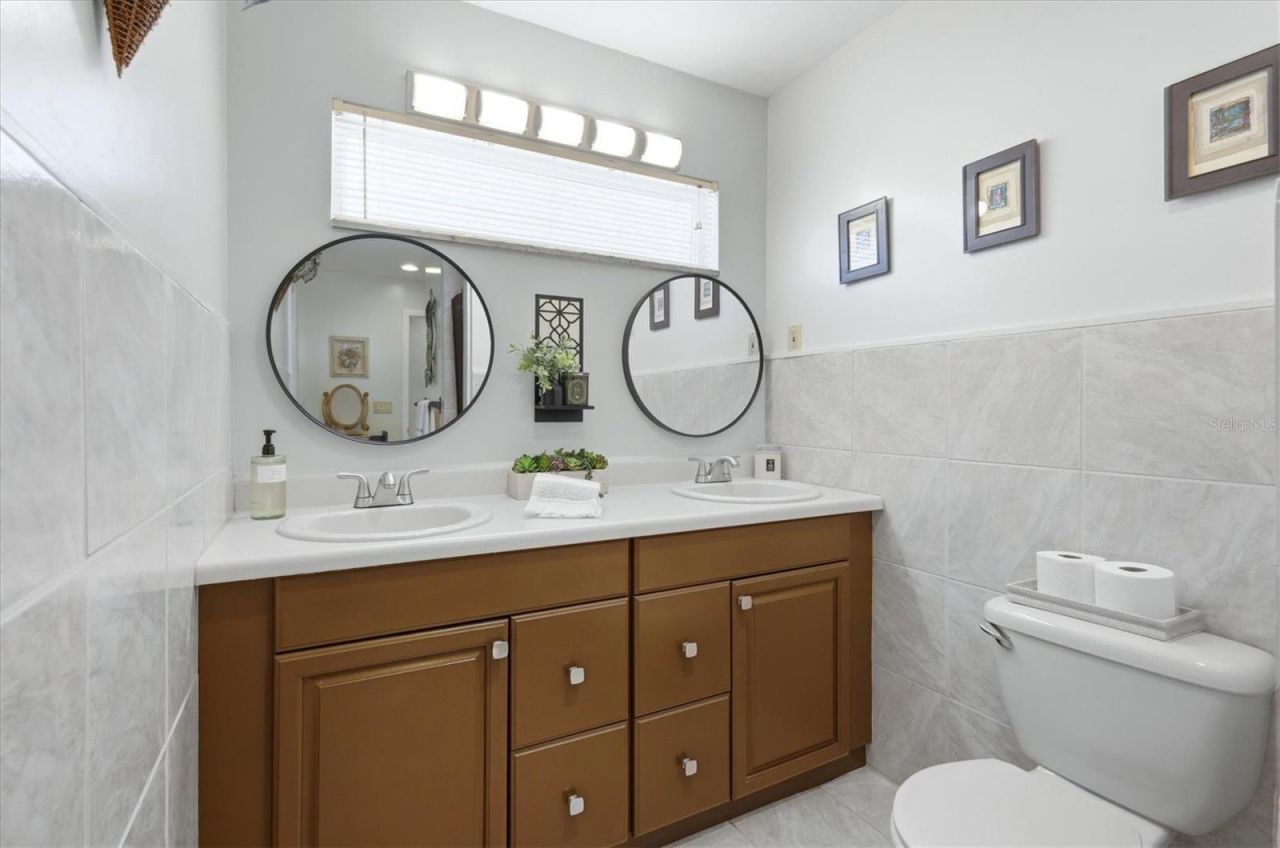3612 S Lockwood Ridge Road, Sarasota, FL 34239 Photo