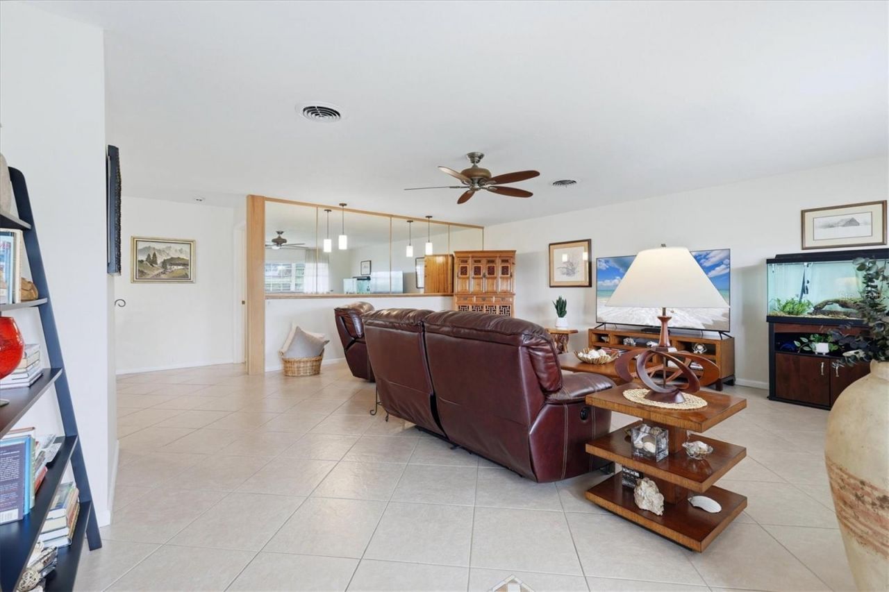 3612 S Lockwood Ridge Road, Sarasota, FL 34239 Photo