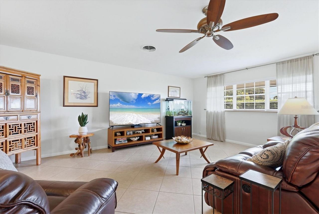 3612 S Lockwood Ridge Road, Sarasota, FL 34239 Photo