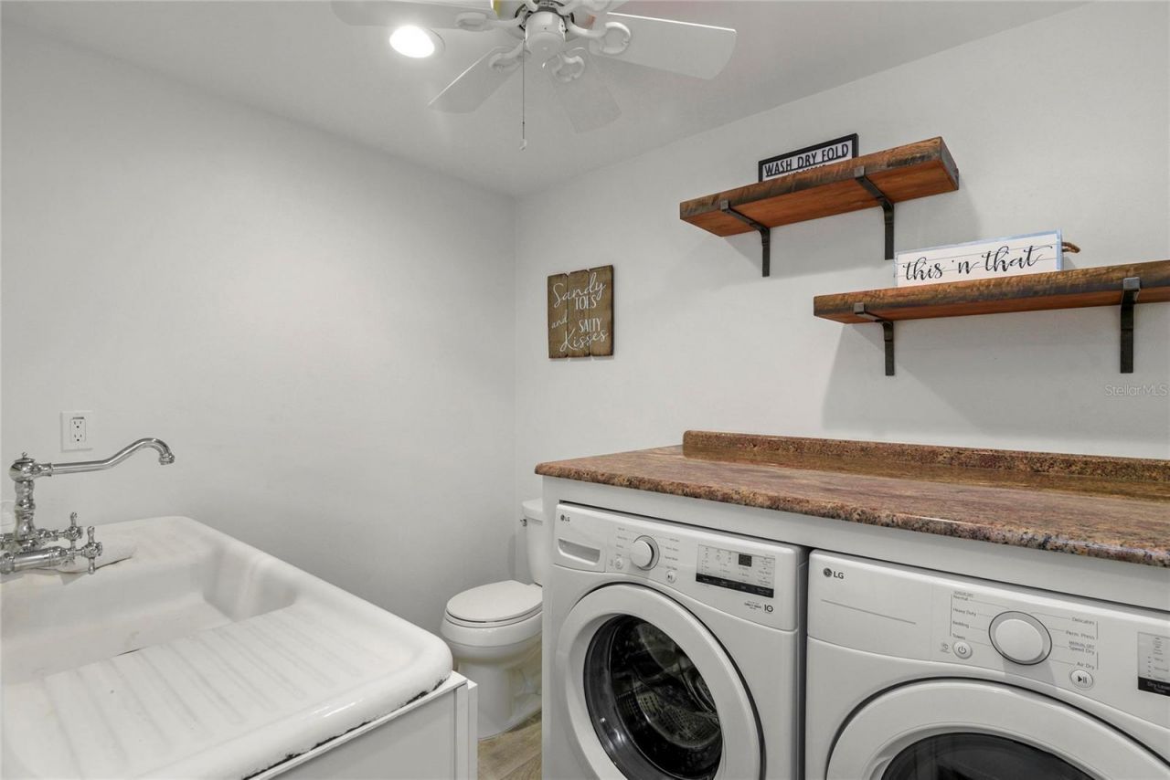 232 Quay Assisi, New Smyrna Beach, FL 32169 Photo