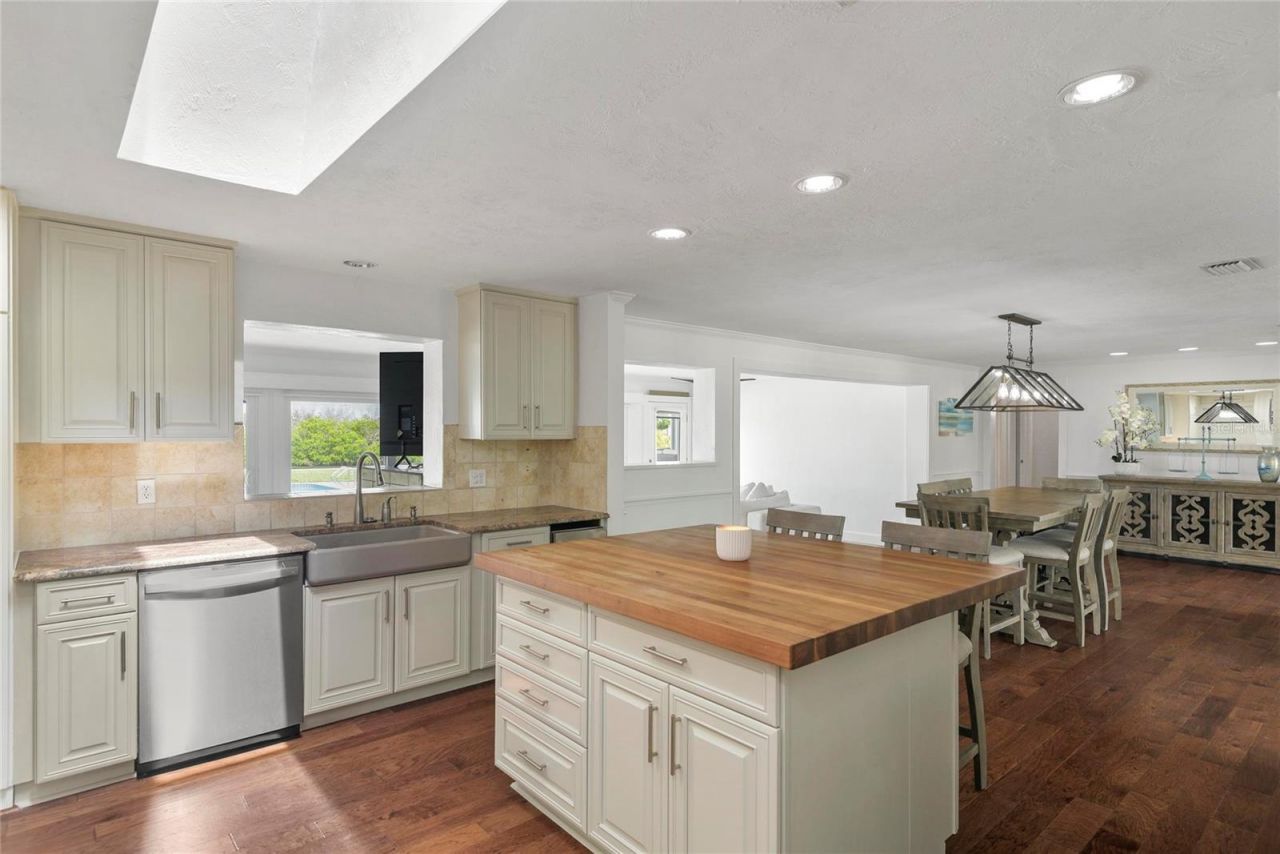 232 Quay Assisi, New Smyrna Beach, FL 32169 Photo