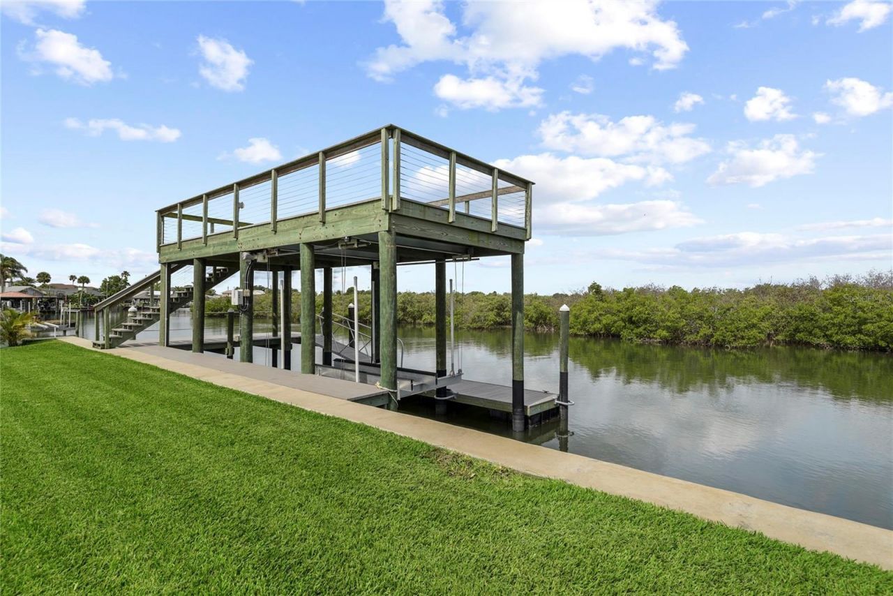 232 Quay Assisi, New Smyrna Beach, FL 32169 Photo