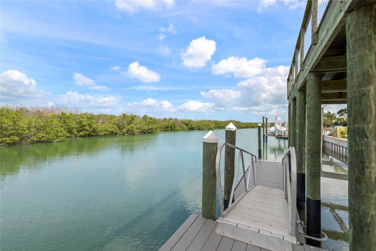 232 Quay Assisi, New Smyrna Beach, FL 32169 Photo