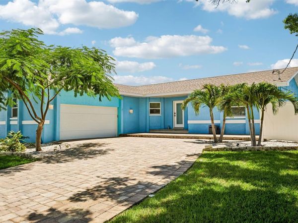 6304 FLAMINGO DRIVE , APOLLO BEACH, FL 33572