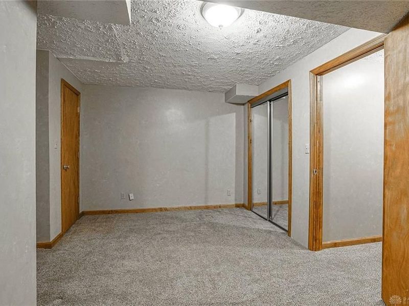 1047 Golfview Road, Unit 10, Middletown, OH 45042 Photo 24