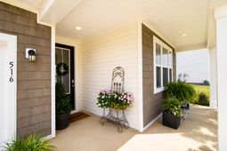 516 Misty Bluff Circle photo 4