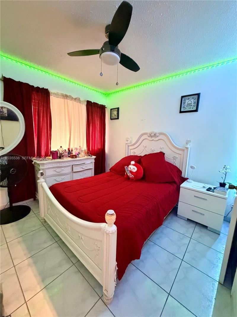 270 NW 71st Ave , Unit 4, Miami, FL 33126 Photo