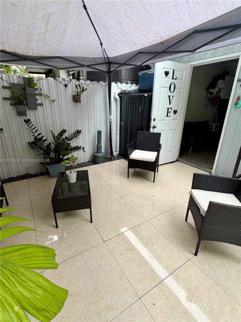 270 NW 71st Ave , Unit 4, Miami, FL 33126 Photo