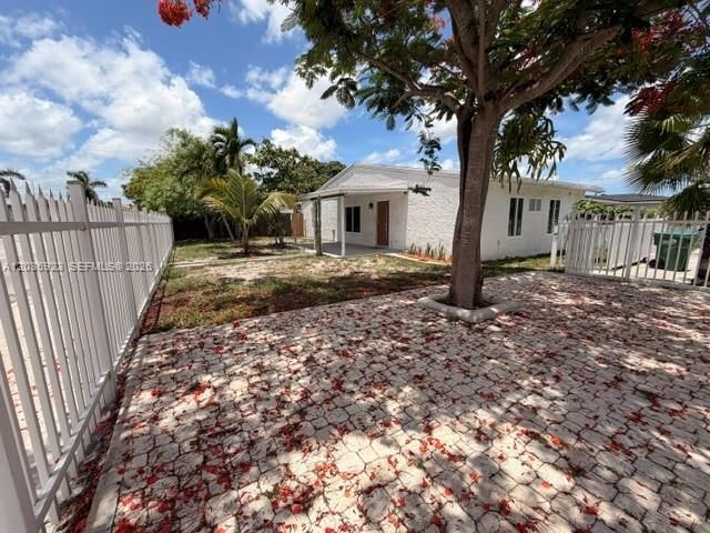 21455 NW 39th Ave , Unit 1, Miami Gardens, FL 33055 Photo