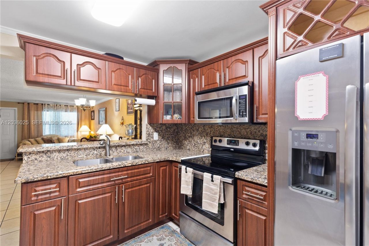 3777 NW 78th Ave, Unit 9C, Davie, FL 33024 Photo