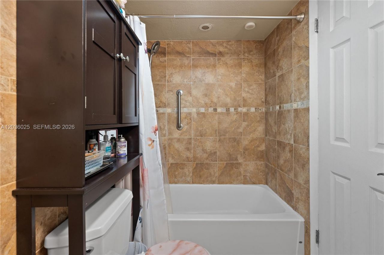 3777 NW 78th Ave, Unit 9C, Davie, FL 33024 Photo