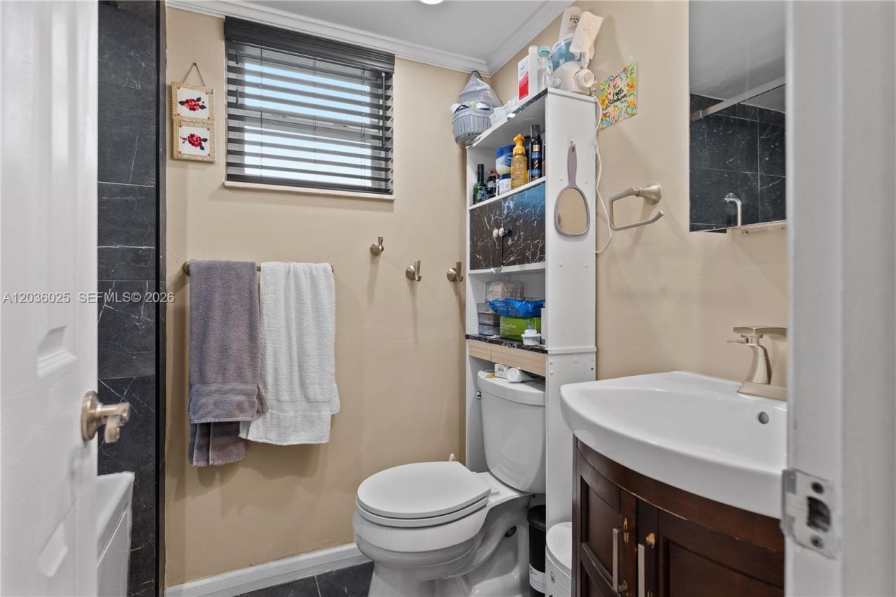 3777 NW 78th Ave, Unit 9C, Davie, FL 33024 Photo
