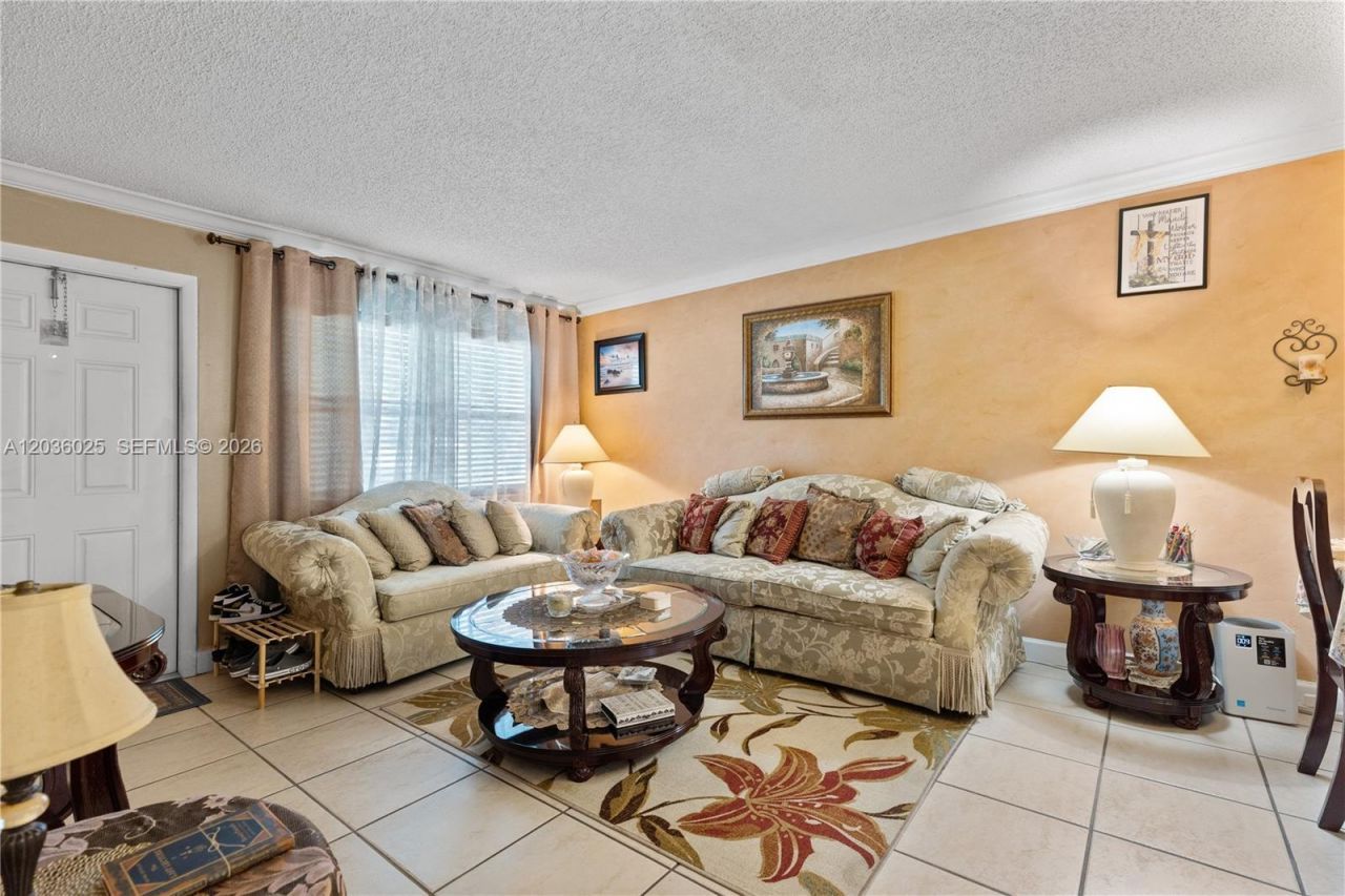 3777 NW 78th Ave, Unit 9C, Davie, FL 33024 Photo