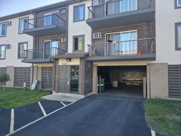 1665 COACH Drive , Unit 102, Naperville, IL 60565