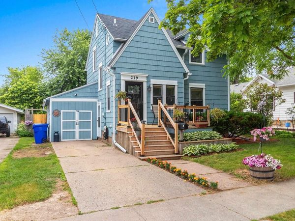 219 E HANCOCK STREET, Appleton, WI 54911