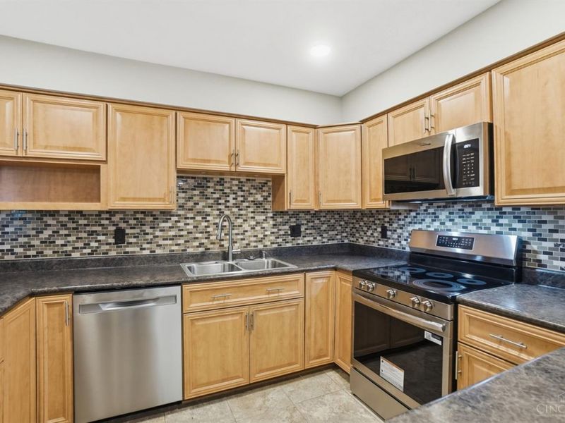 873 Tradewind Drive, Mason, OH 45040 Photo 18