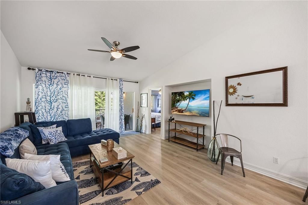 640 Luisa Ln, Unit 804-4, Naples, FL 34104 Photo