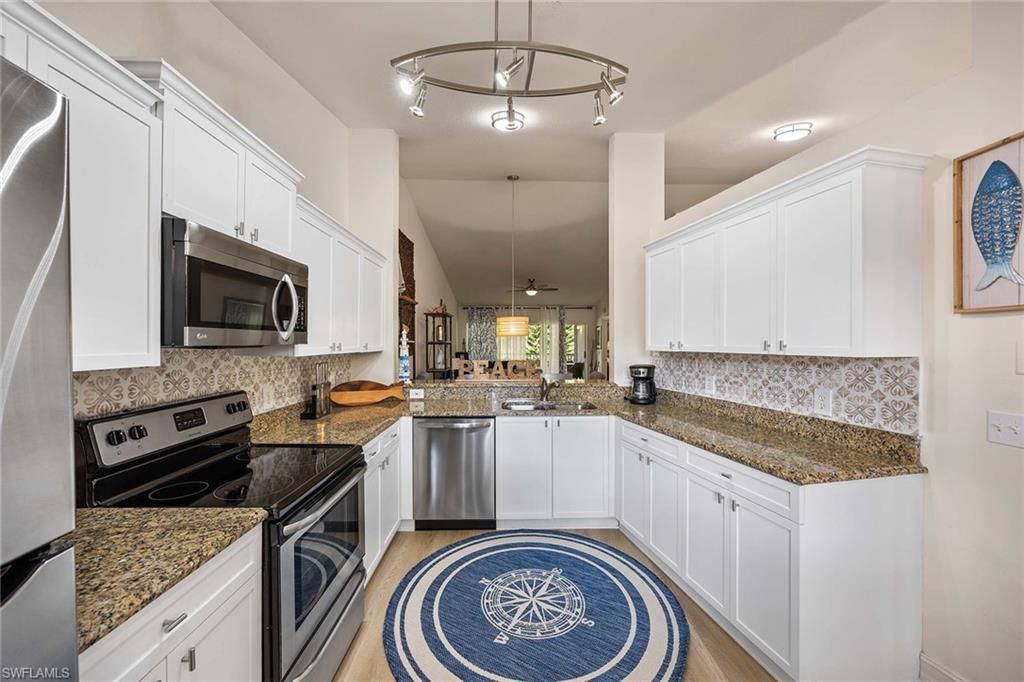 640 Luisa Ln, Unit 804-4, Naples, FL 34104 Photo