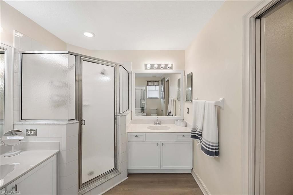 640 Luisa Ln, Unit 804-4, Naples, FL 34104 Photo