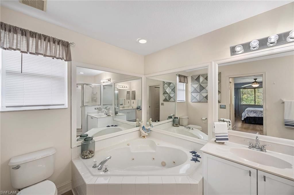 640 Luisa Ln, Unit 804-4, Naples, FL 34104 Photo